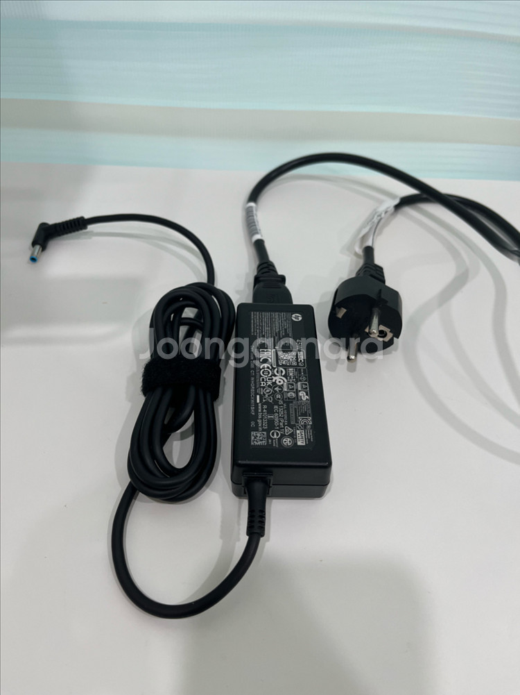 15인치 HP 노트북 라이젠 3 7000시리즈 거의새거--3
