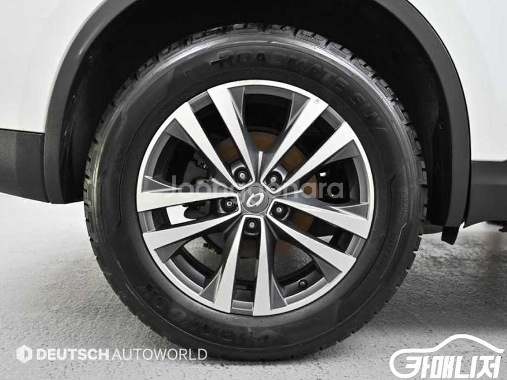[르노코리아(삼성)]더뉴QM6 2.0 LPe LE 2W--4