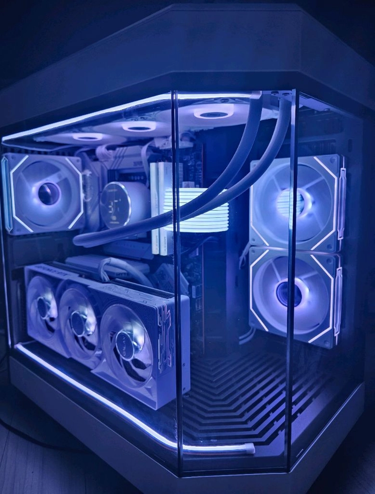 i7-14700K z790 wifi rtx5080 이미지