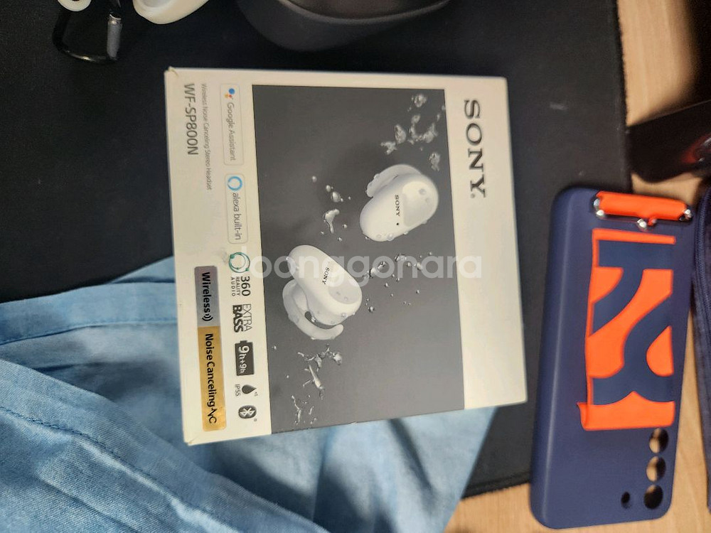 소니 블루투스 이어폰(sp800n) 2세트 일괄 팝니다--1