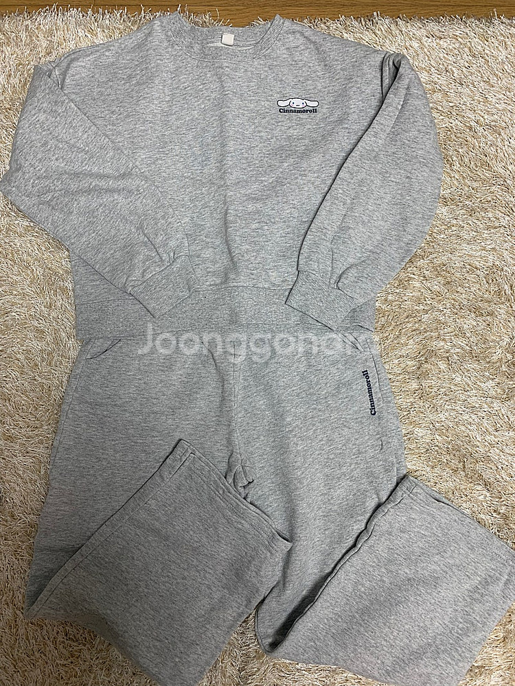 150사이즈 가을 옷, 시나모롤 상하세트 + 토끼 화--0