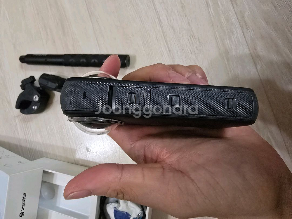 인스타360 x3모터사이클 번들--9