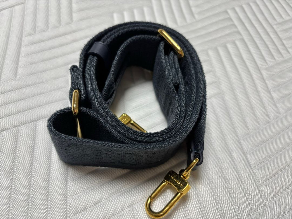 루이비통 니고 키폴 한정판--7