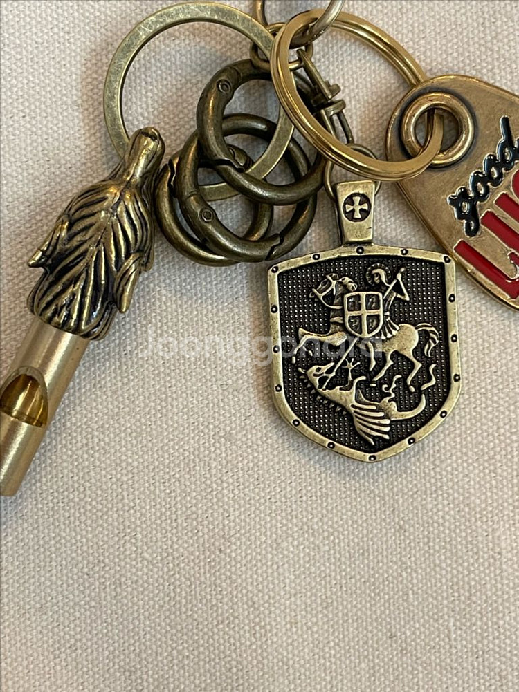 Good Luck Vintage Charm Keyrin--2