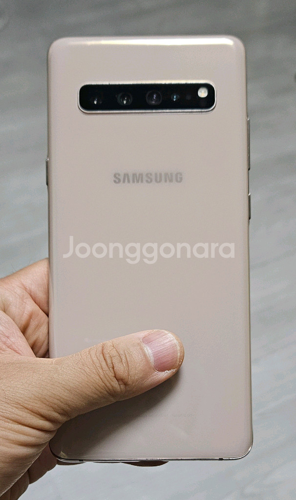 갤럭시 S10 5G 로얄골드 256GB A급 싸게 팝니--1