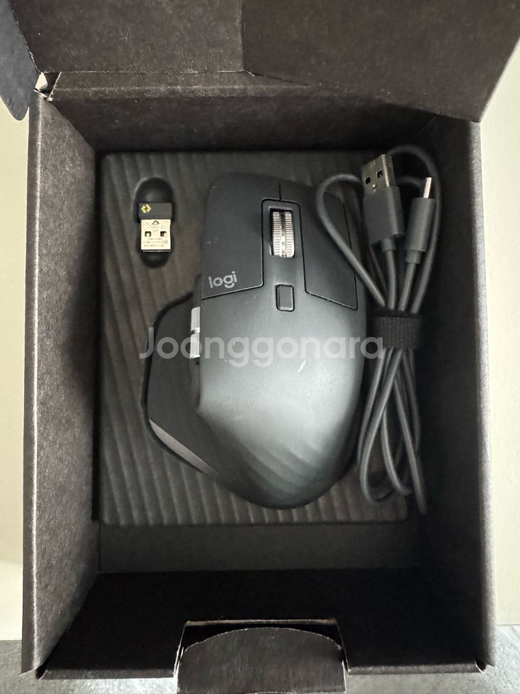 mx master 3s 판매합니다(택포)--3