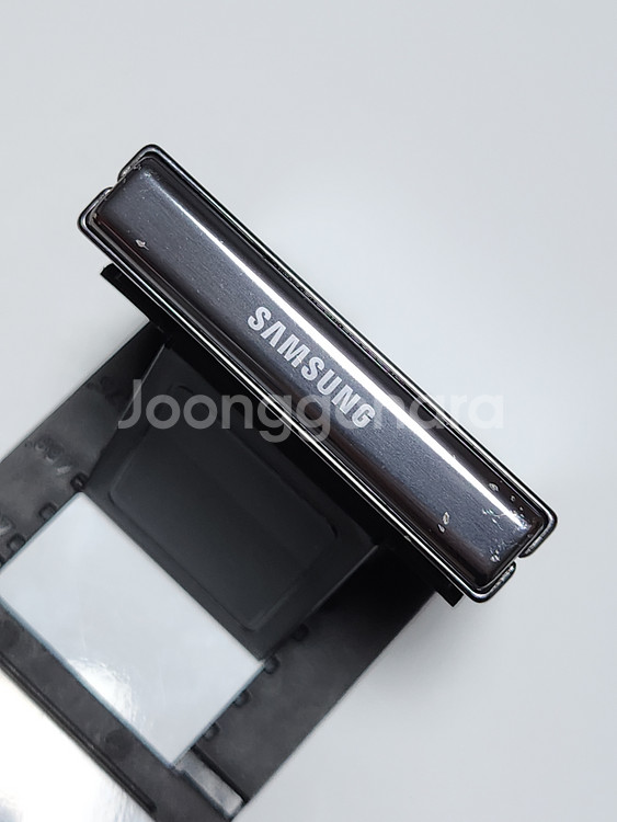 갤럭시Z플립5 256G 무잔상 블랙 52214--4
