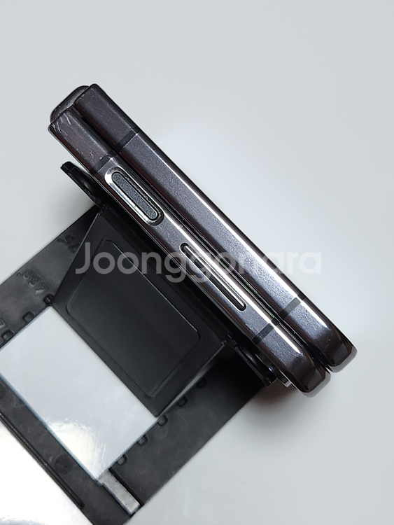 갤럭시Z플립5 256G 무잔상 블랙 52214--6