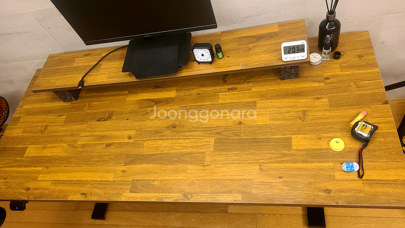 리낙 듀얼모터 모션데스크 팝니다. 30만 원--6