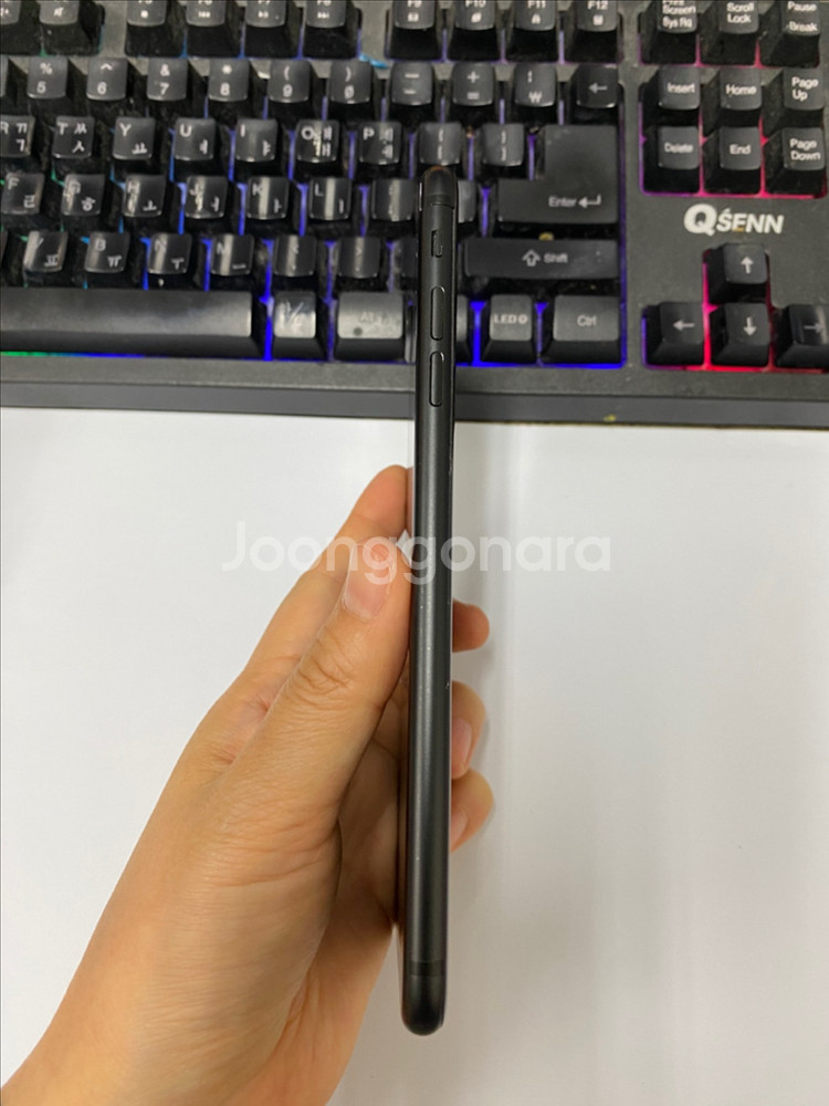 아이폰7플러스 매트블랙 외관A급 128GB 배터리90%--3