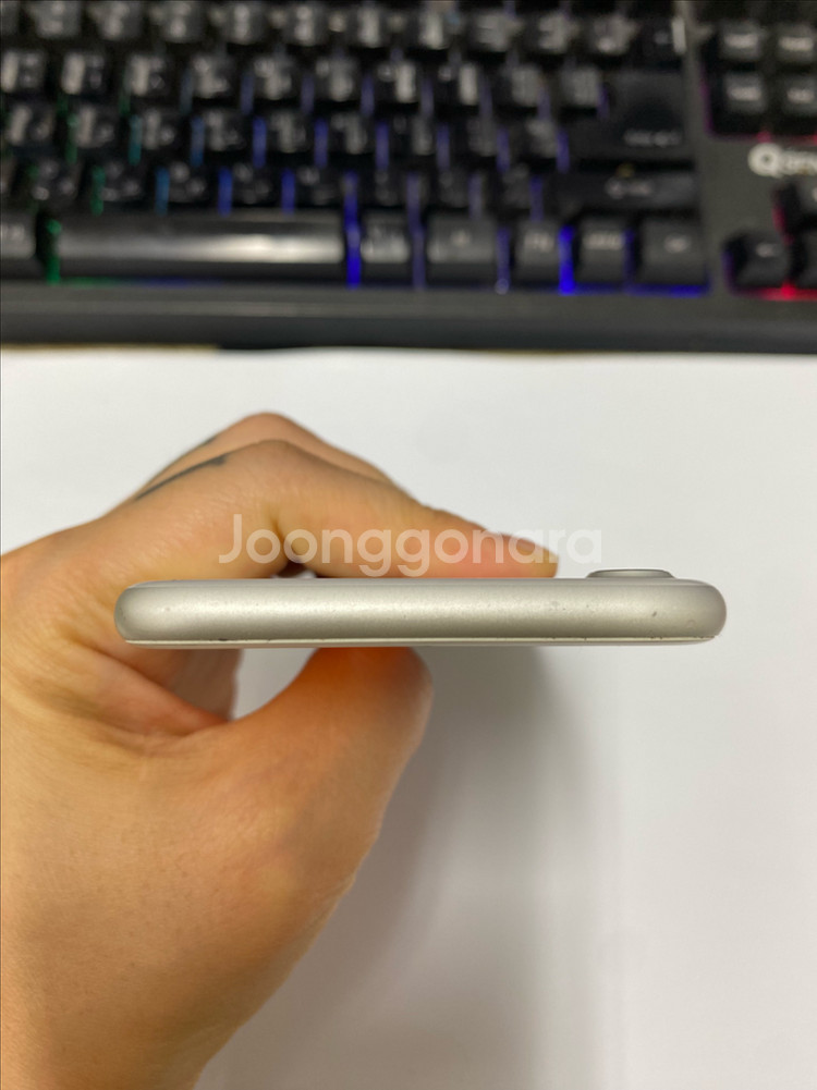 아이폰7 실버 A급 32GB 배터리90% 내용필독--3