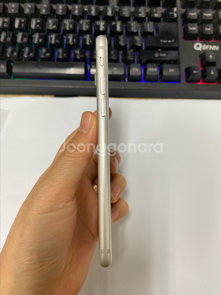 아이폰7 실버 SS급 32GB 배터리94% 내용필독--4