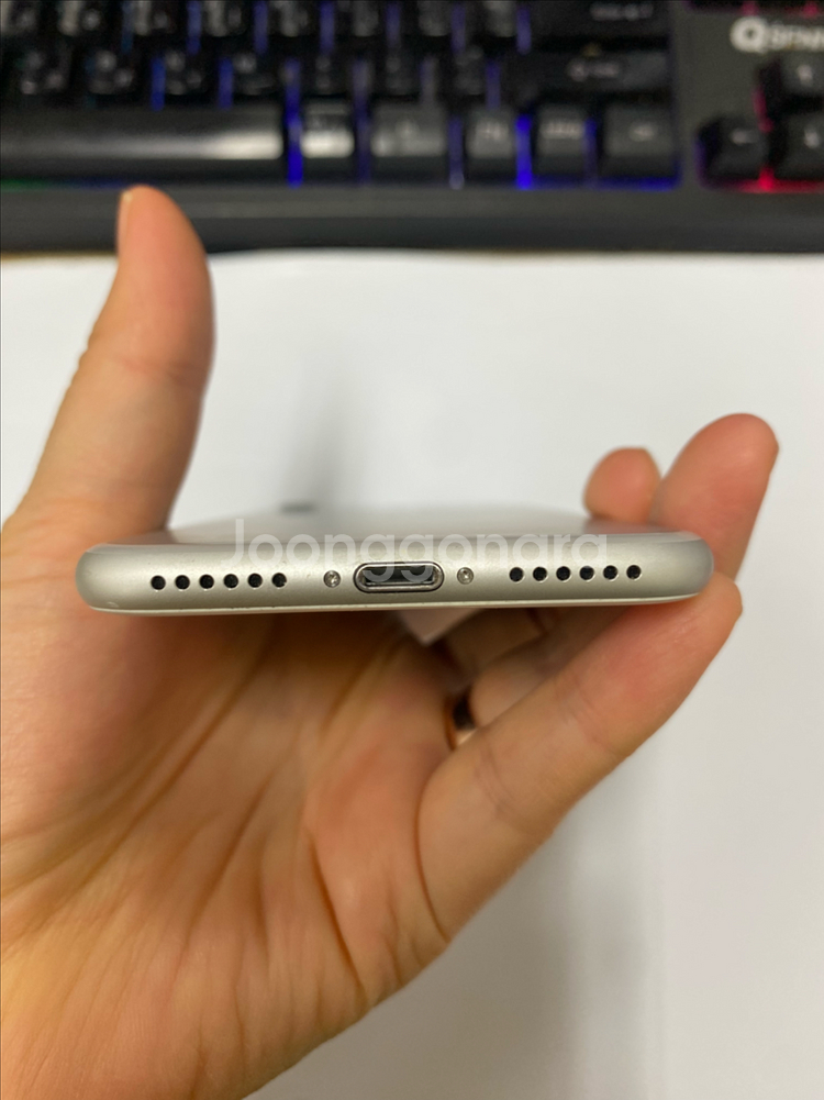 아이폰7 실버 SS급 32GB 배터리94% 내용필독--6