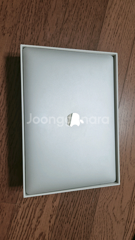 맥북에어 실버 M1 8Gb 13인치 SSD 256Gb--3