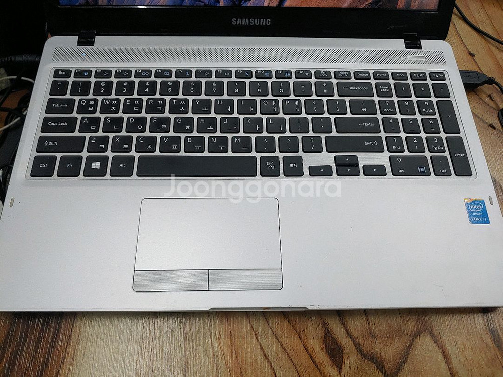 삼성 노트북 (nt500r5q). i7. 5세대--4