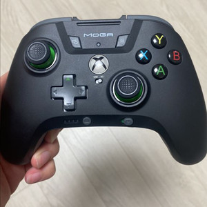 MOGA 컨트롤러