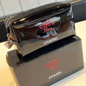 샤넬 루쥬 코코 블룸 에나멜 미니 파우치