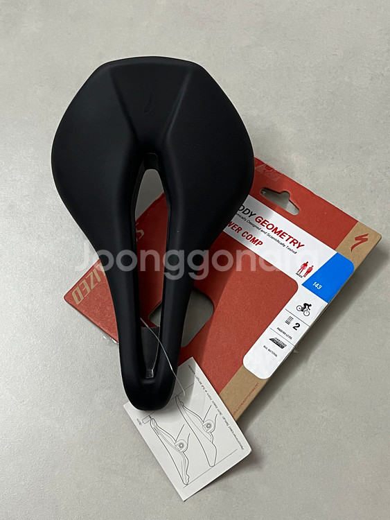 스페셜라이즈드 파워콤프 안장 143mm--0