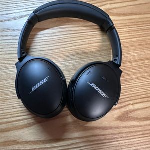 Bose QC45 보스 블루투스 헤드폰