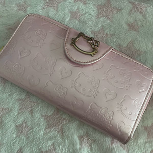 산리오 헬로키티 고전 핑크 장지갑 양도 판매