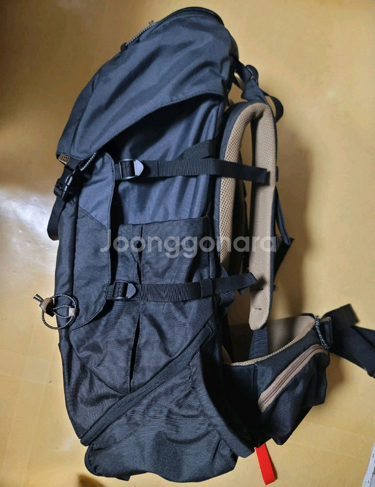 데카트론 백팩 이지핏 50L MT100--2