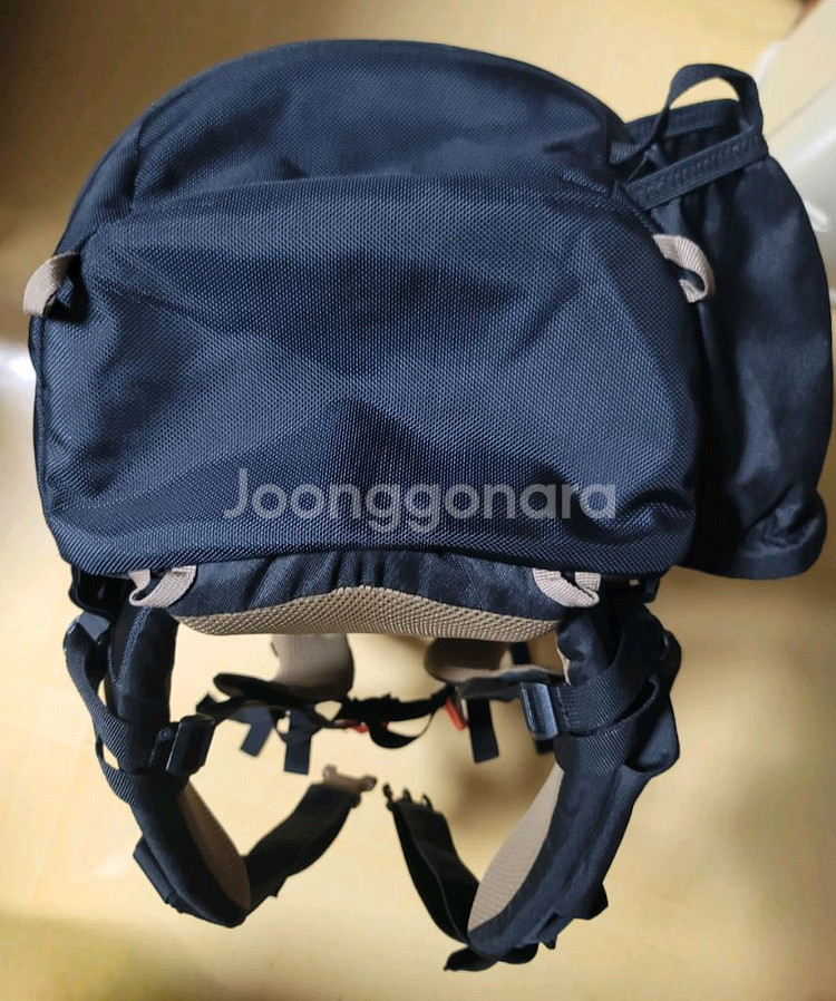 데카트론 백팩 이지핏 50L MT100--4