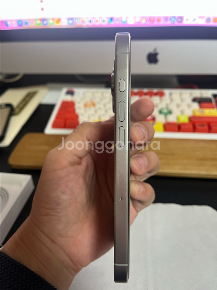 아이폰16 프로 512gb 내츄럴 티타늄--1