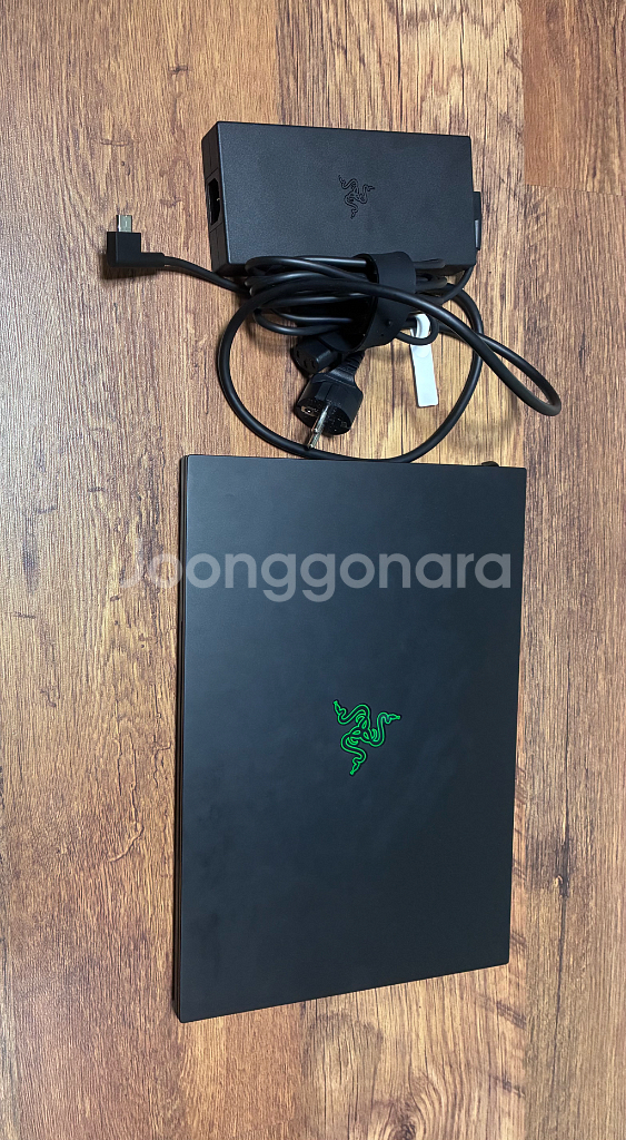 레이저 블레이드 16 5070ti--1