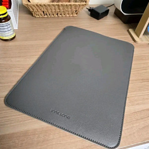 인트존 13인치 노트북 파우치 33.78cm (새상품)