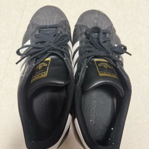 아디다스 슈퍼스타 275