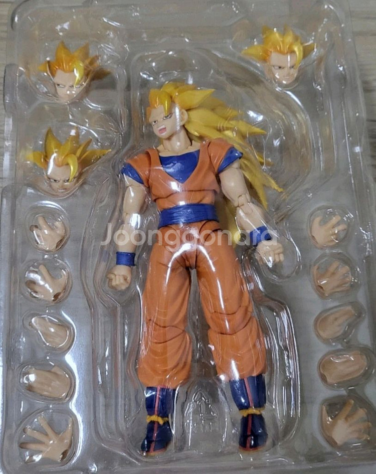 드래곤볼 S.H.Figuarts 액션 피규어--1