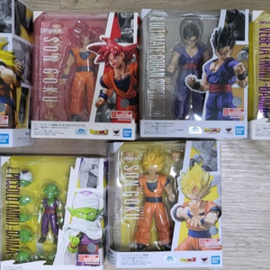 드래곤볼 S.H.Figuarts 액션 피규어