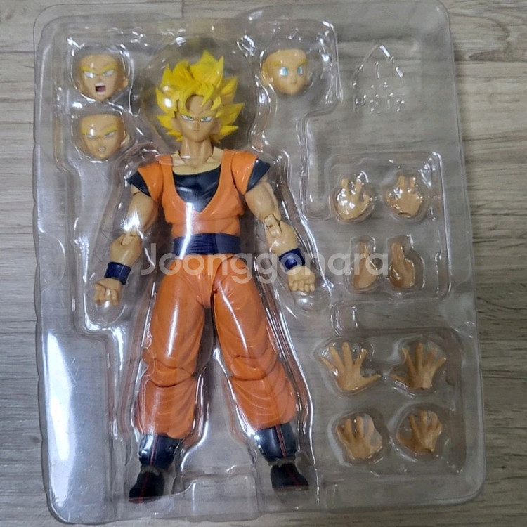드래곤볼 S.H.Figuarts 액션 피규어--2