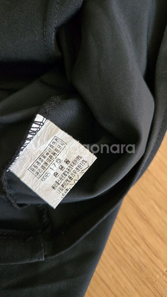 배럴 래쉬가드 상의--8