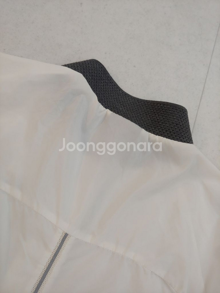 디스커버리 여성 바람막이--7