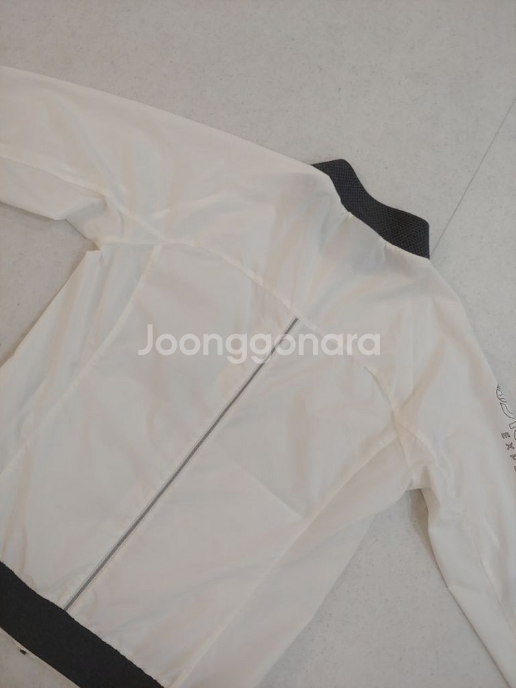 디스커버리 여성 바람막이--9