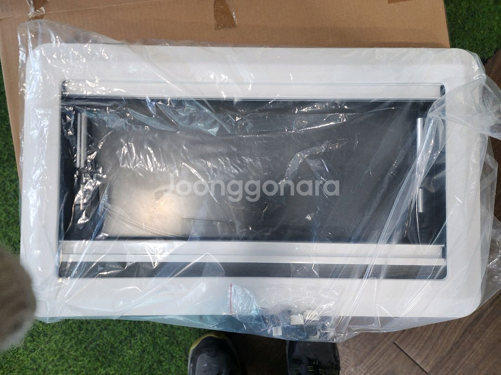 캠핑카 창문 도메틱700x400 새상품--1