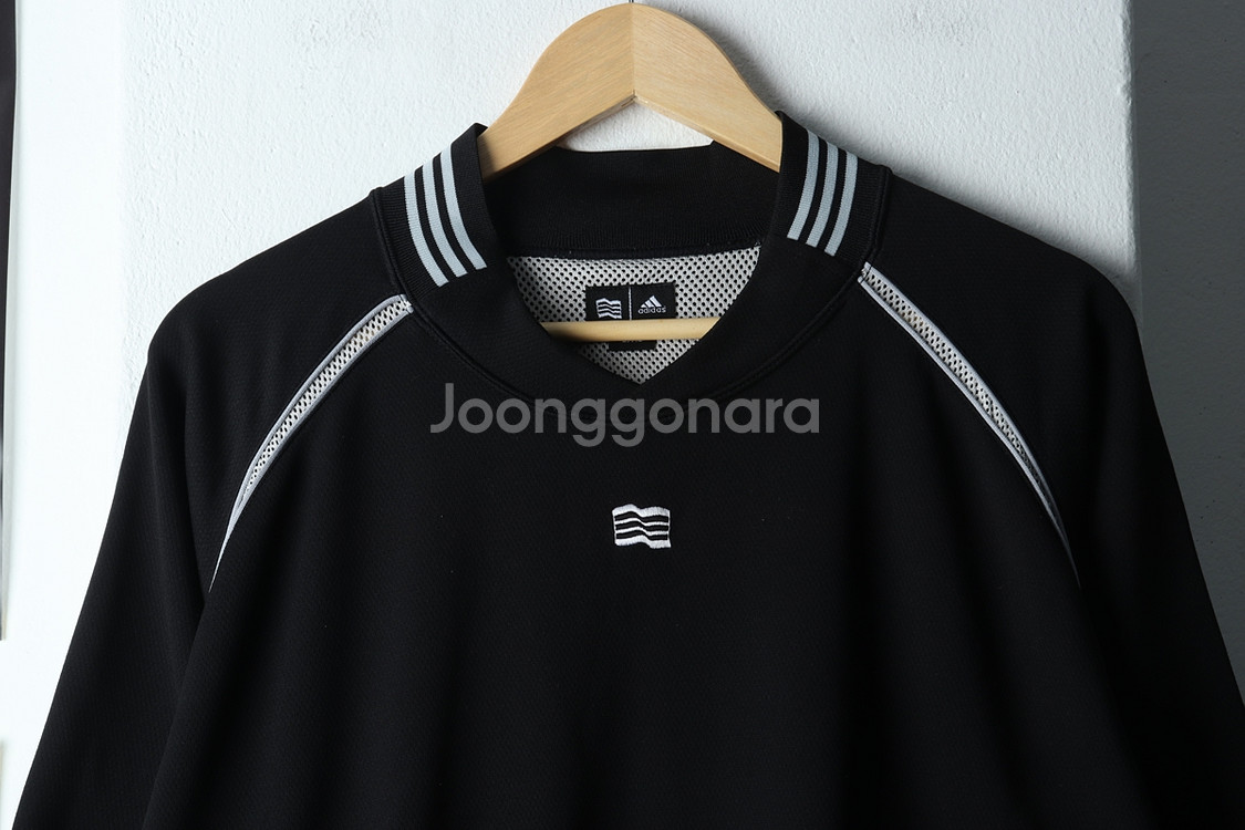 (L-XL) 아디다스 반팔 티셔츠 블랙 스웻 웜업--2