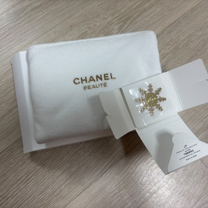 샤넬 뷰티 파우치 및 기타 일괄