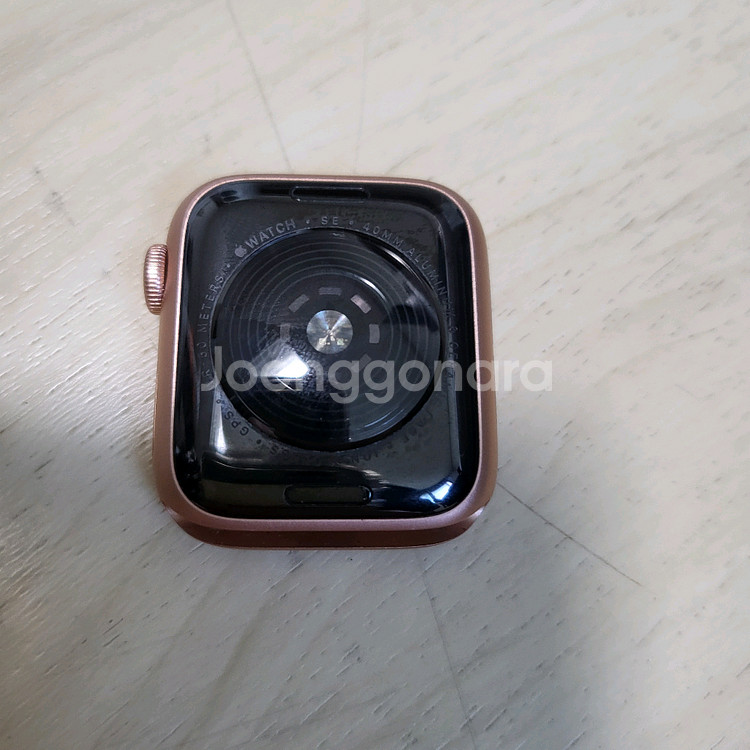 애플워치se 40mm 부품용 패션용--1