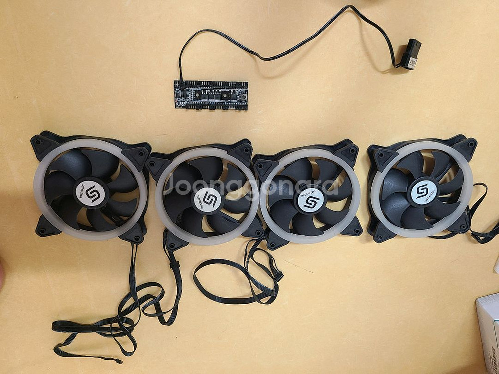 120mm 쿨링팬 rgb 4개+허브--0