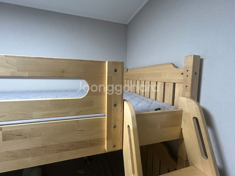 핀란디아 원목 2층 침대--1