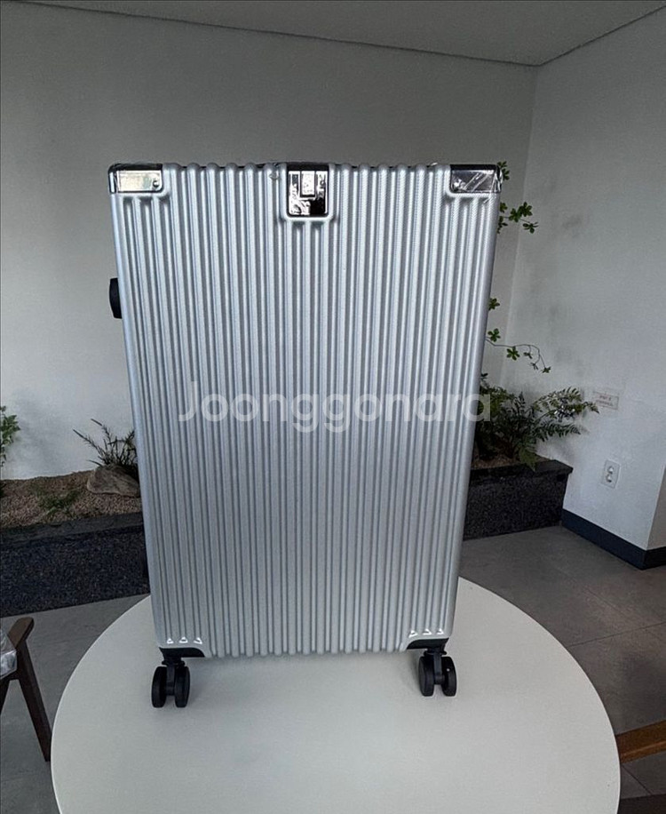 (새상품) 캐리어 알루미늄 여행가방 28인치 다크그린--1