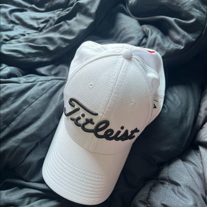 타이틀리스트 모자 pro v1 L/XL 화이트 흰색