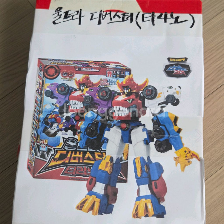 (다이노코어)울트라 디버스터 티라노 변신로봇 팝니다^^--0