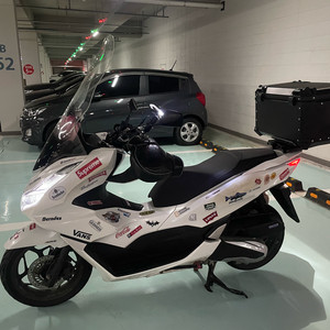 혼다 PCX 125 스쿠터 배달