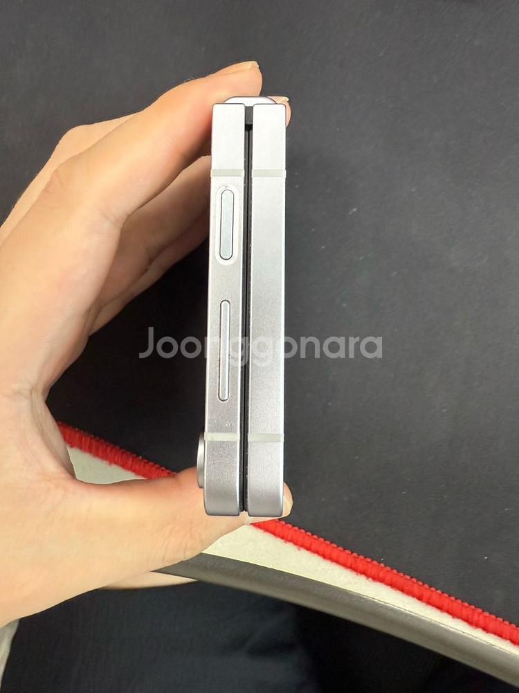 갤럭시플립6 실버 256GB--1