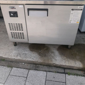 유니크대성 테이블냉동고