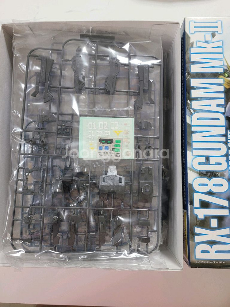 반다이 MG 건담 Mk-II 2.0 택포--1