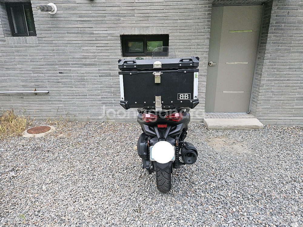 2025년식 야마하 xmax300 팝니다(2800km)--1